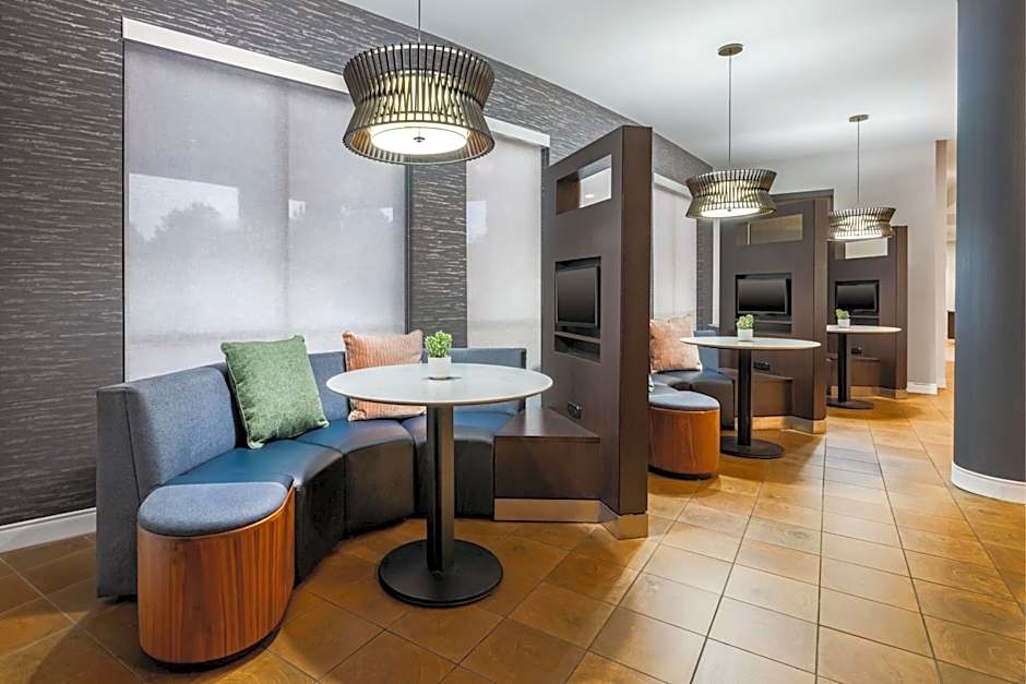 Courtyard by Marriott Auburn