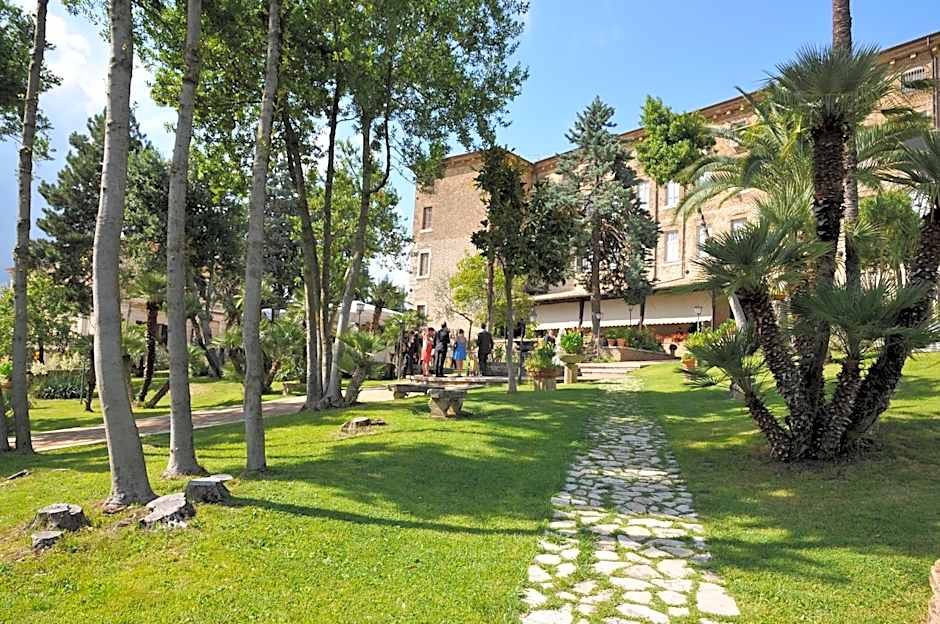 Hotel Il Cavalier D'Arpino