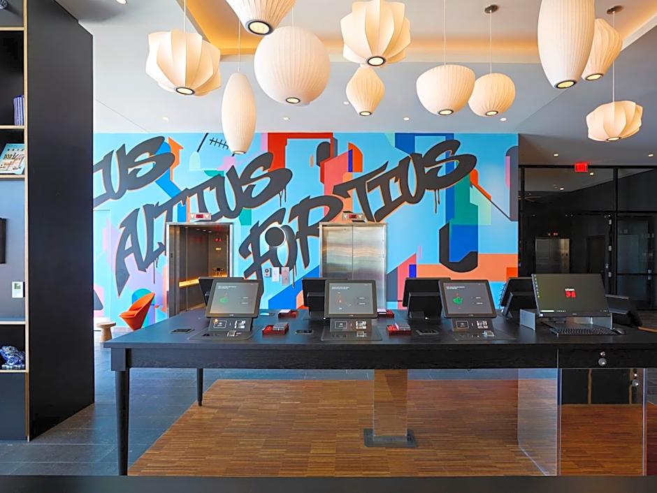 citizenM Boston North Station