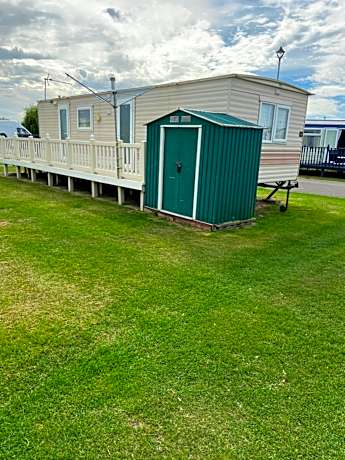 i13 the chase caravan park