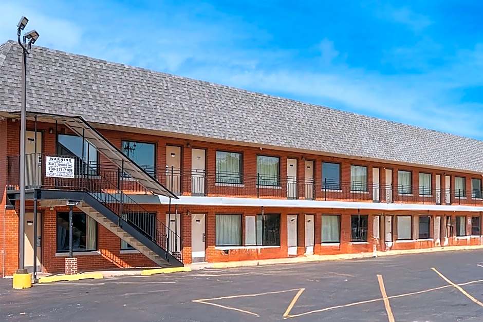 Hotel O Miami Inn & Suites Chicago Midway Airport