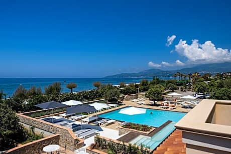 OLIVETO A MARE - Suite & Apartment