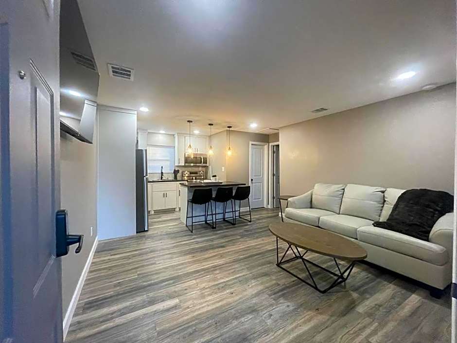 Apt 3 - High Plains Lodge at Nomad Landing