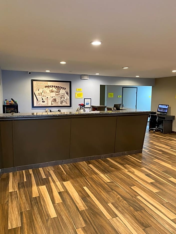 Super 8 by Wyndham Independence KS