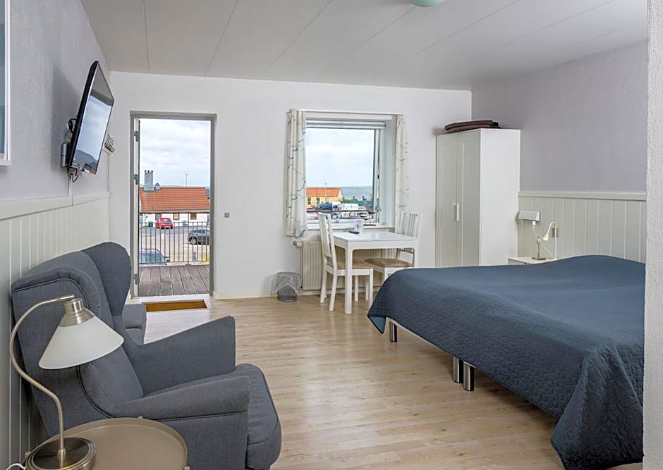 Hvalpsund Færgekro