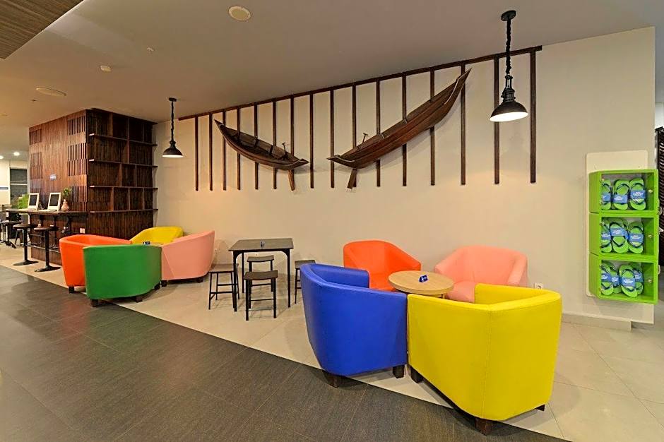 Pop Hotel Diponegoro Surabaya