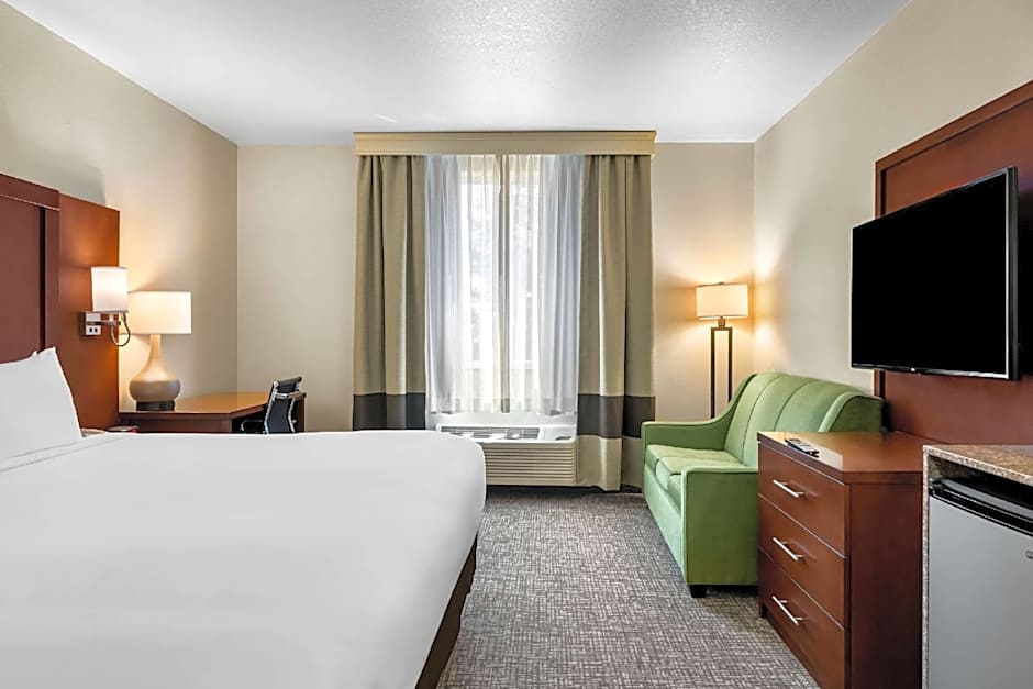 Comfort Inn & Suites Riverton