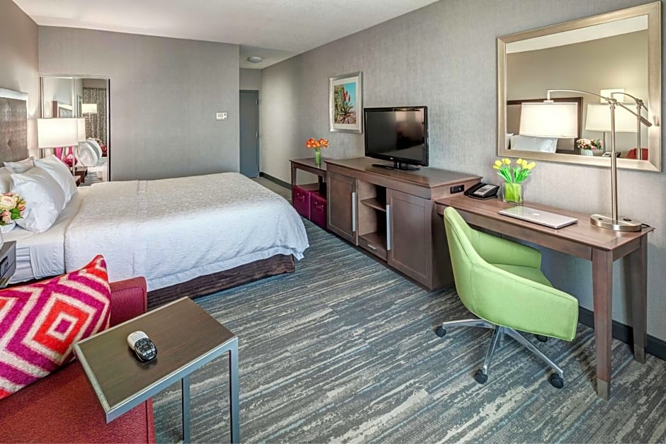 Hampton Inn By Hilton & Suites Palm Desert, Ca