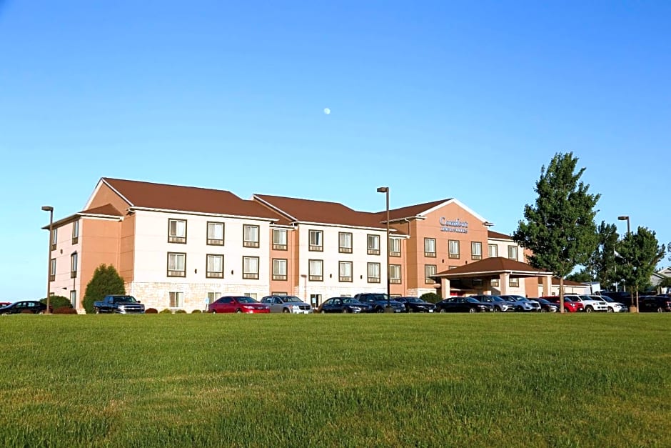 Comfort Inn & Suites Grinnell near I-80