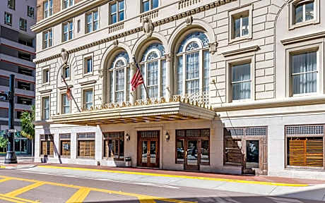 Hotel Flor Tampa Downtown, Tapestry Collection By Hilton
