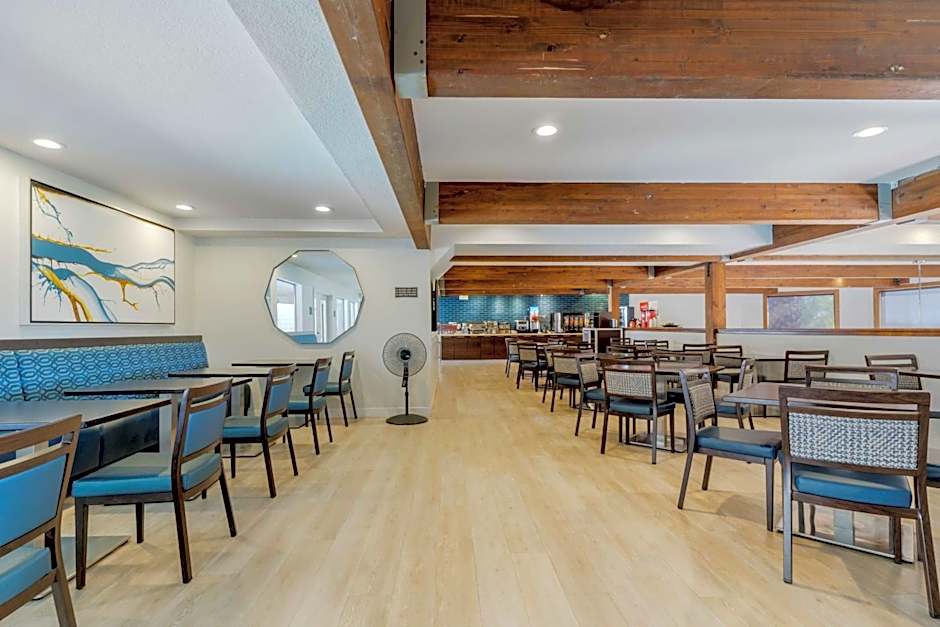 Best Western Plus Novato Oaks Inn