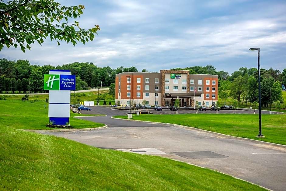 Holiday Inn Express & Suites Jamestown By IHG
