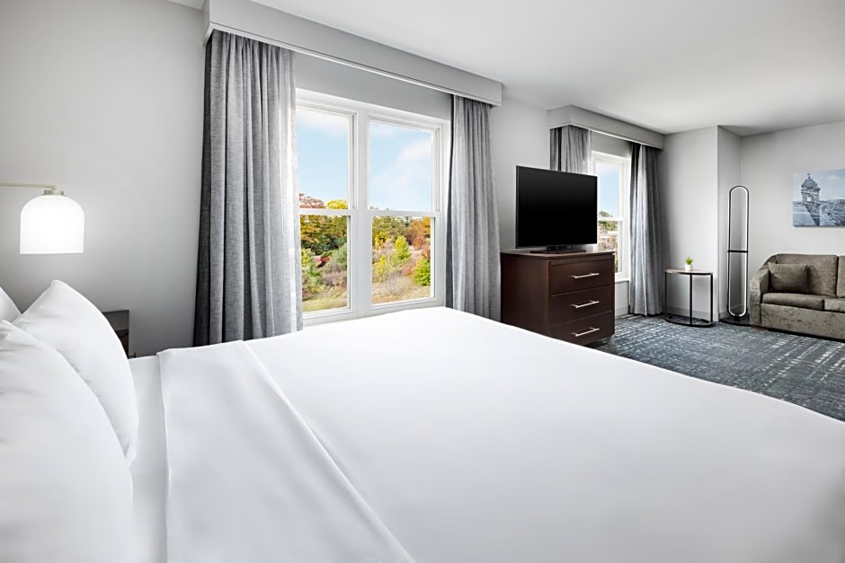 Homewood Suites By Hilton Manchester/Airport, Nh