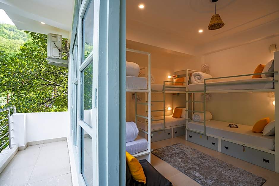 Zostel Rishikesh (Laxman Jhula)