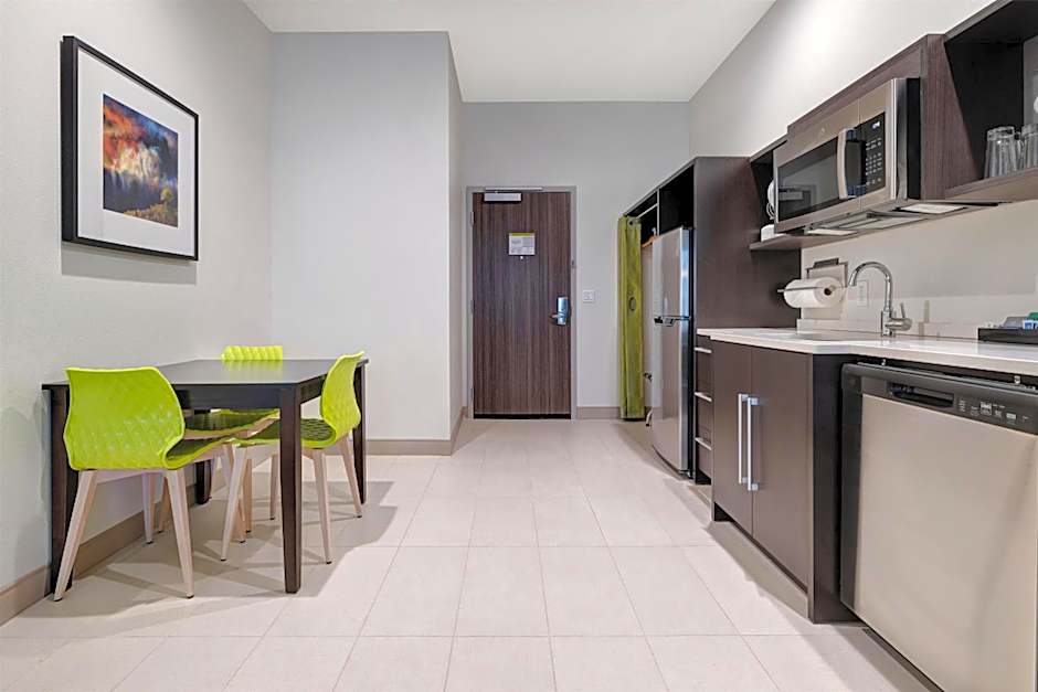Home2 Suites by Hilton Redding