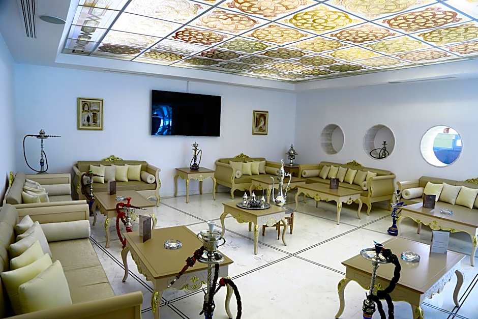The Penthouse Suites Hotel