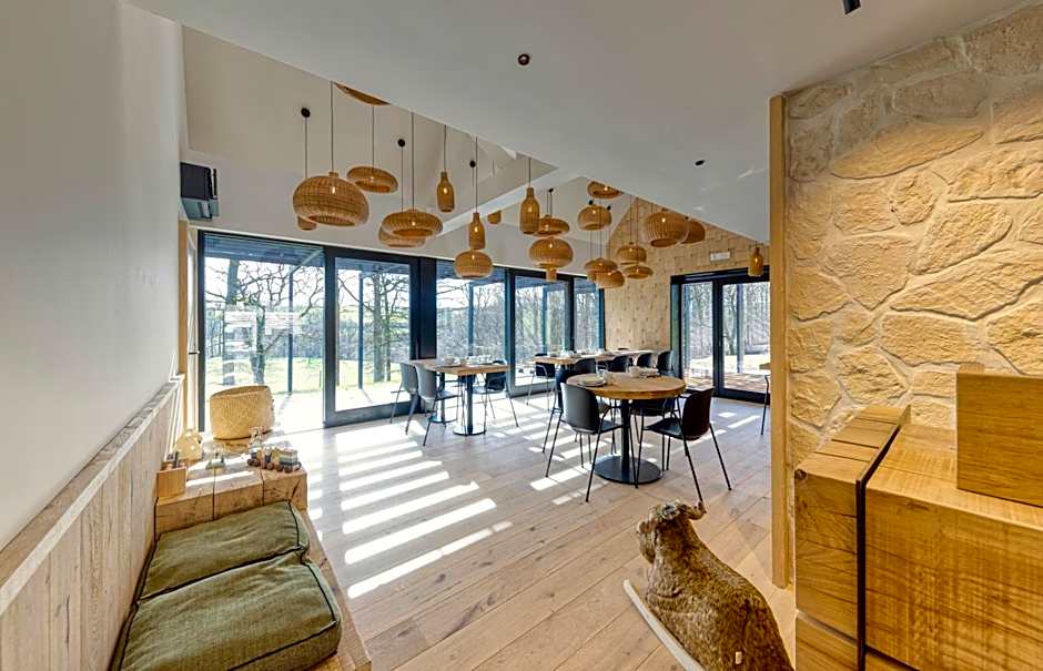 Wood (Forestia)