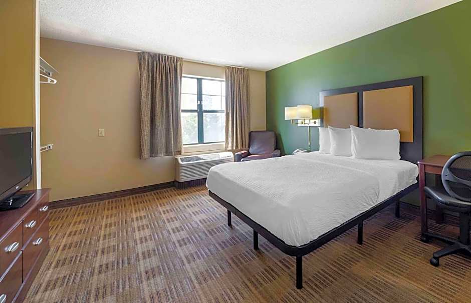 Extended Stay America Suites - Oklahoma City - NW Expressway