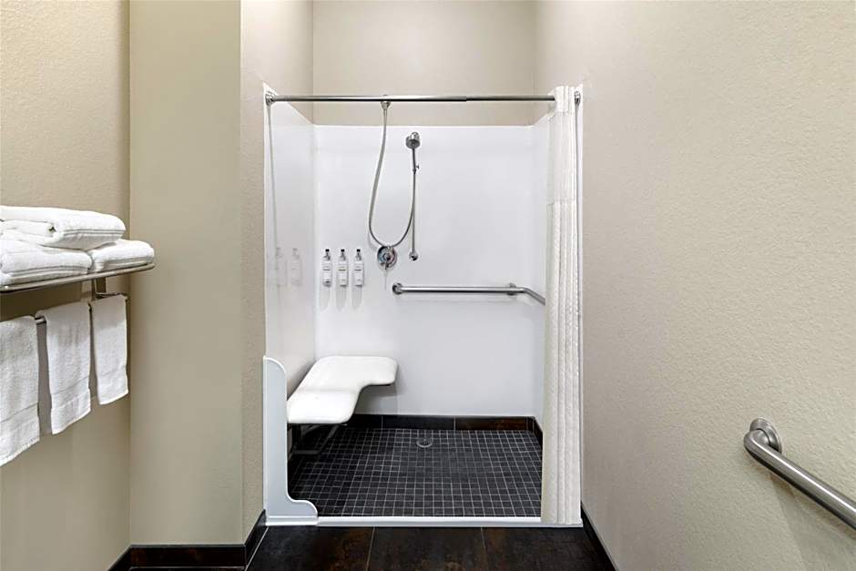 Best Western Premier Crown Chase Inn & Suites