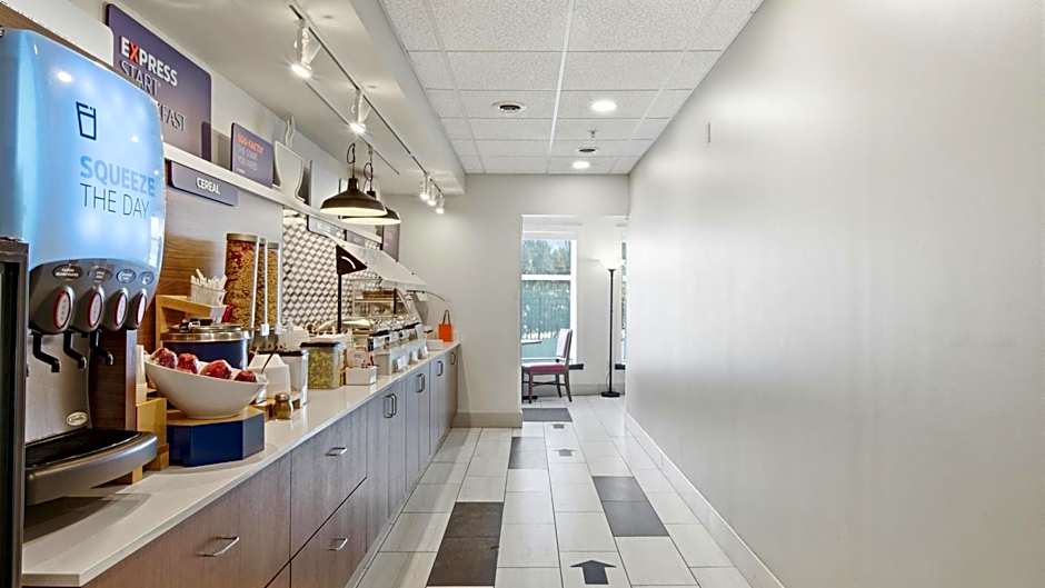 Holiday Inn Express & Suites Bethlehem Arpt-Allentown Area