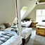 Five Point Hostel & Apartments