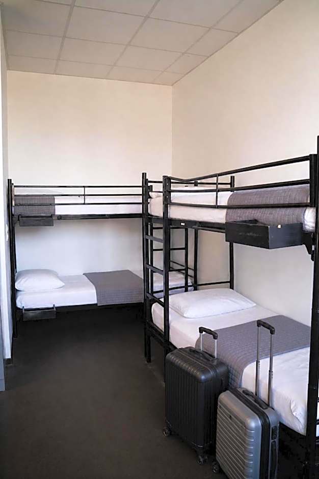 Arena Hostel & Monteurzimmer