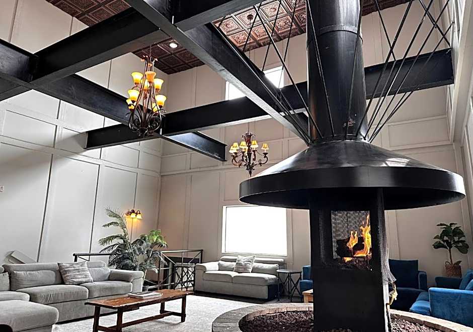 Expedition Lodge Estes Park at Rocky Mtn National Park