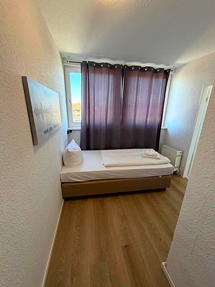 Hotel Senator