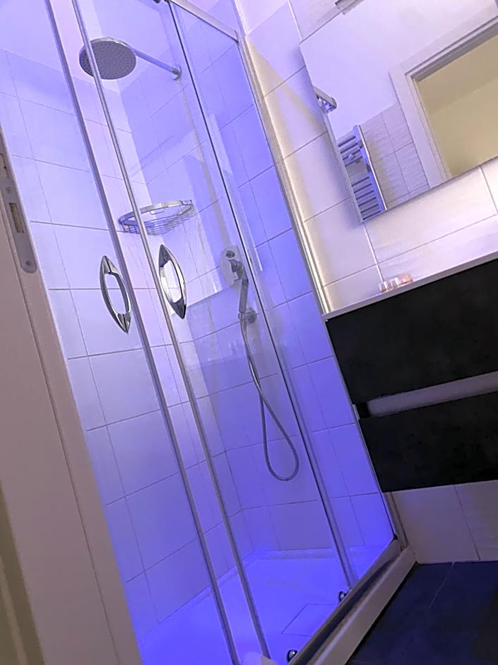 Amuri Room&Suite