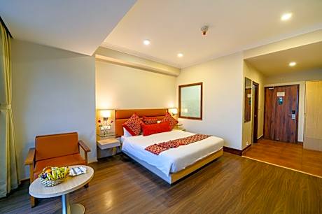 Premier Room(10% discount on F&B )