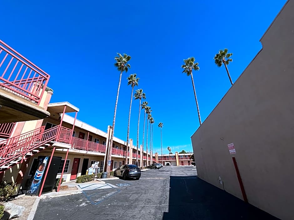Palm Tree Inn