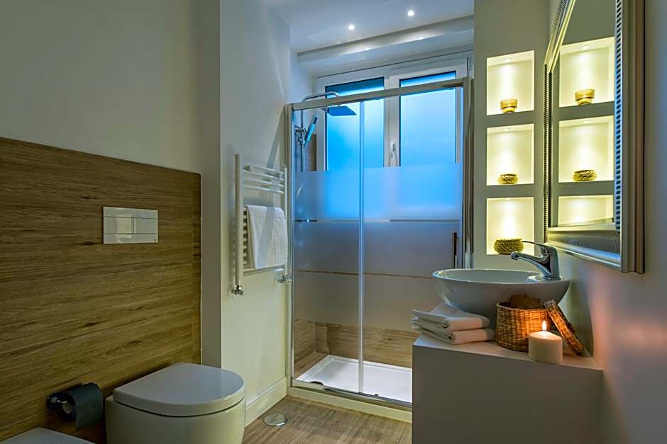 Aruna Suites
