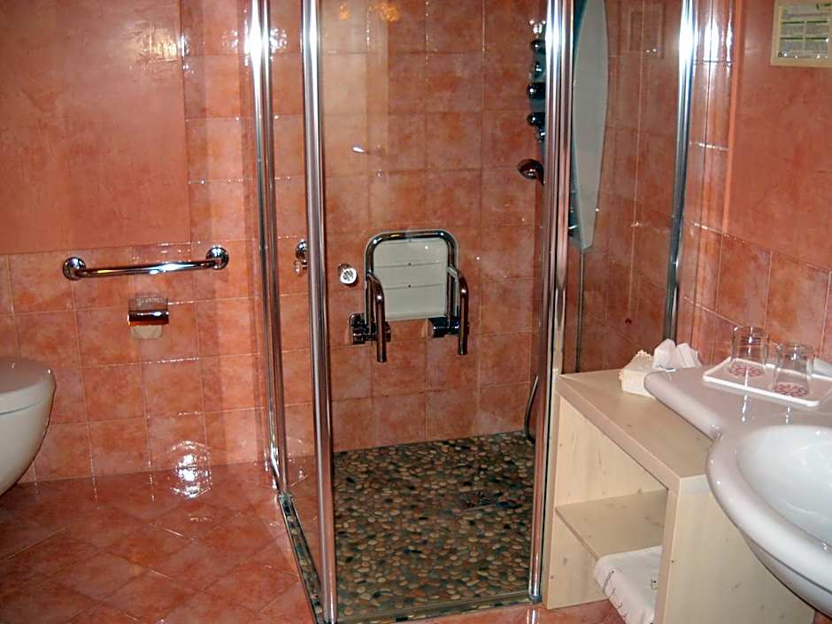Castelir Suite Hotel