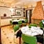 Hotel Inn Season – Art Deco Heritage Hotel in Jodhpur