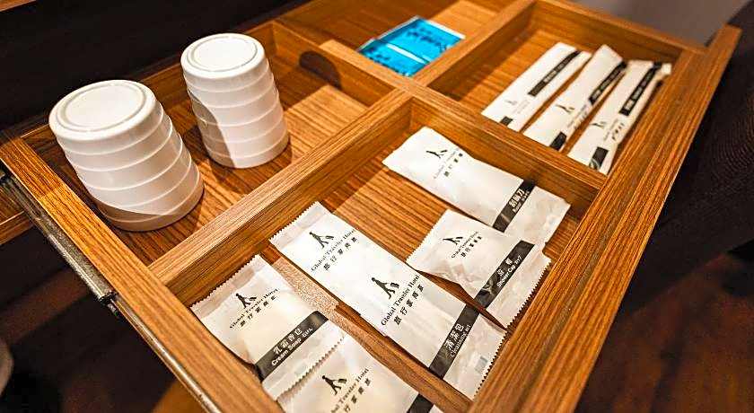 Global Traveler Hotel