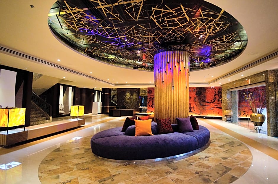 TONGTARA RIVERVIEW HOTEL