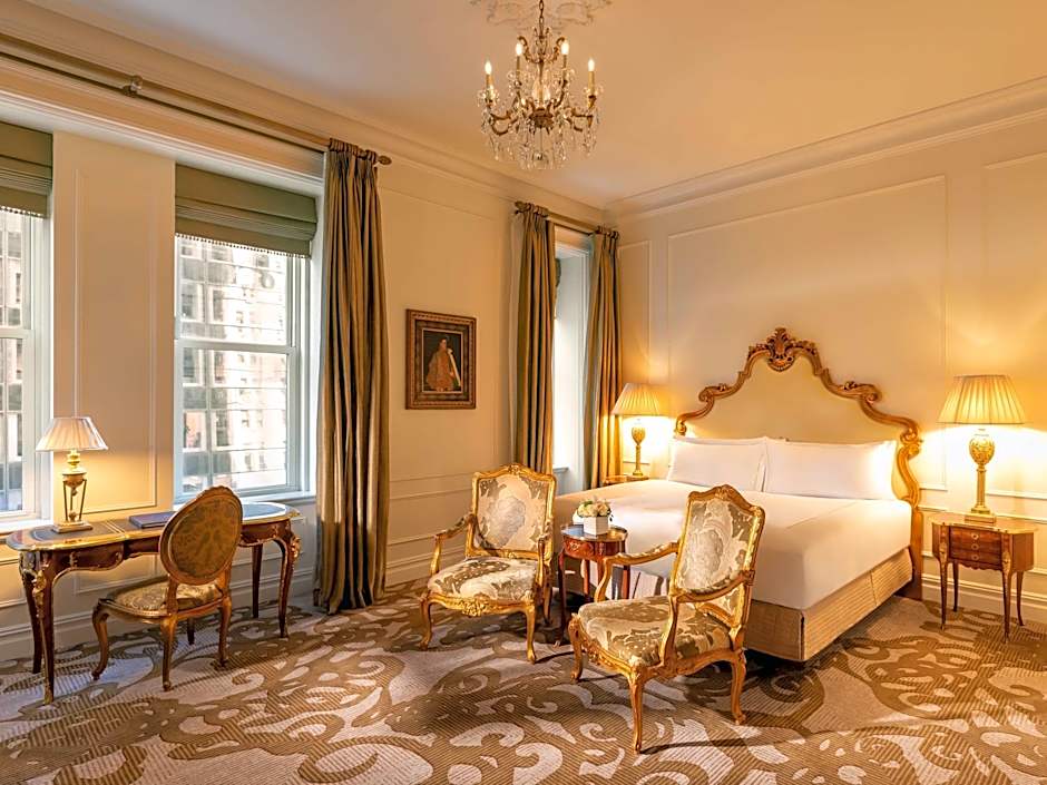 Photo 1 of 3 of Grand Luxe 1 King Bed