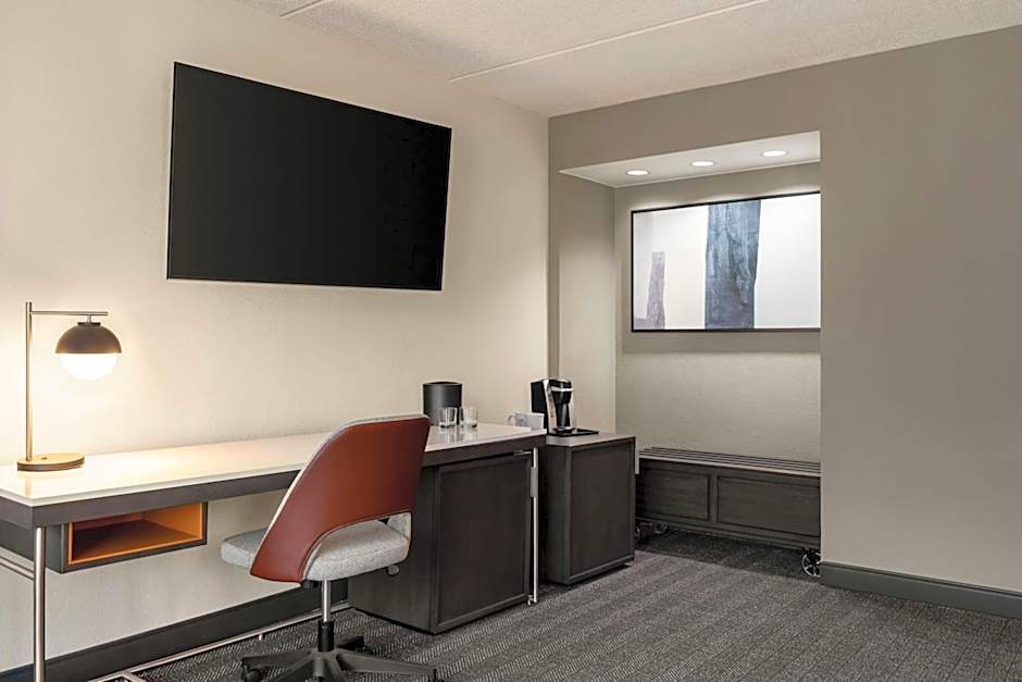 Courtyard by Marriott Atlanta Northlake