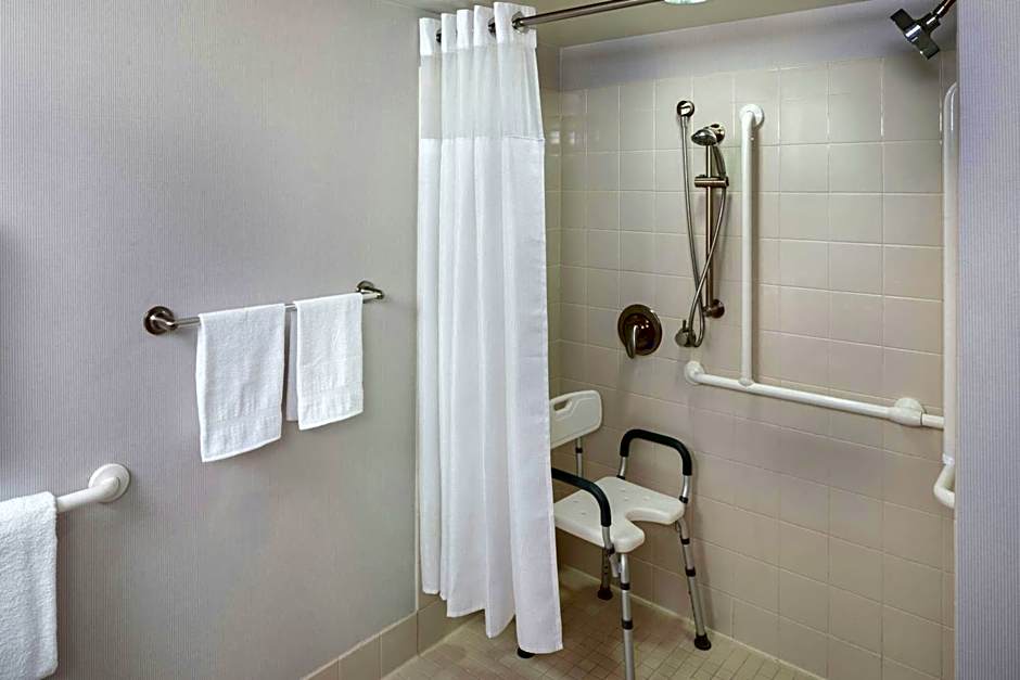 Courtyard by Marriott Miami Airport