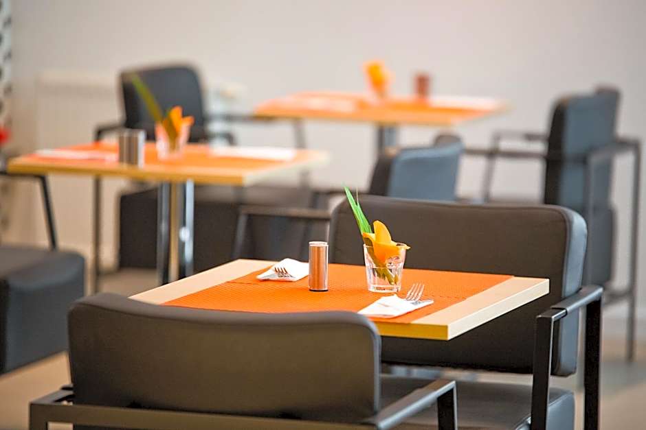 Platinum Apartments Aparthotel