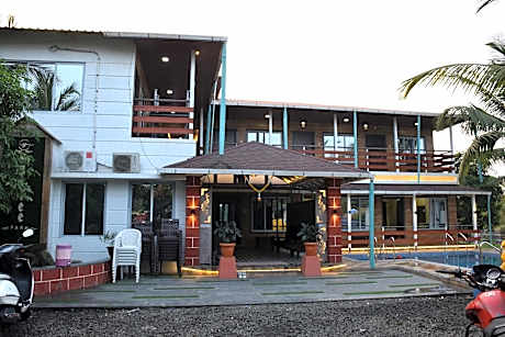 Sailee Farm & Resort