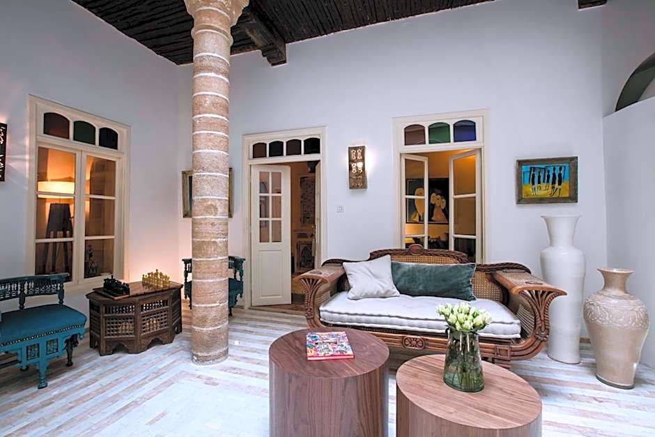 Riad Emotion