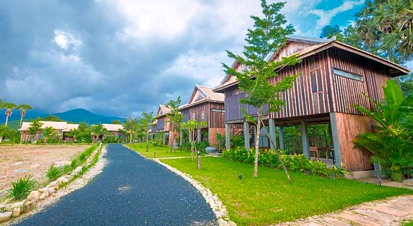 Kampot River Residence