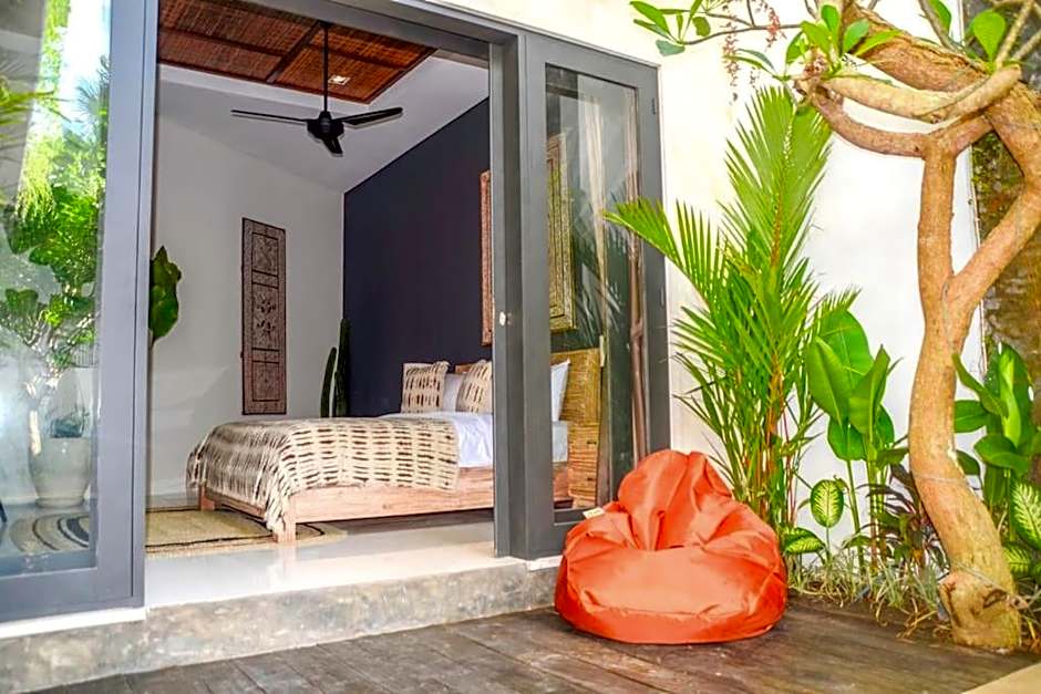 Air Svarga Villa - Luxe Designer Villa Canggu