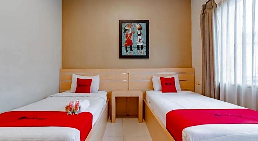 RedDoorz near Lembang Park & Zoo 2