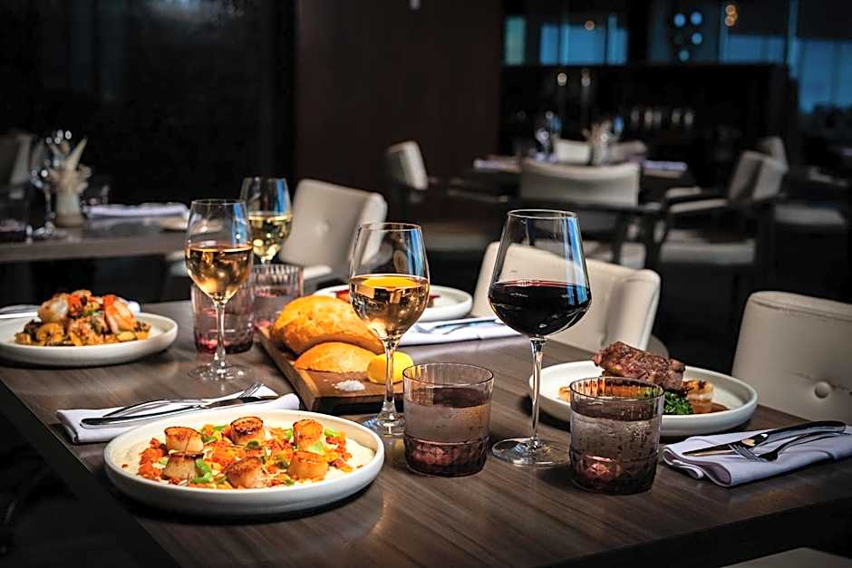 Delta Hotels by Marriott Kingston Waterfront