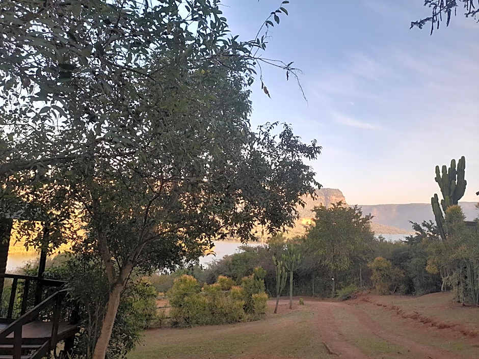 Entendeni Lodge SelfCatering