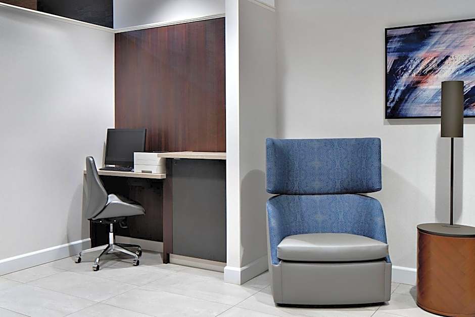 Courtyard by Marriott Edmonton Downtown