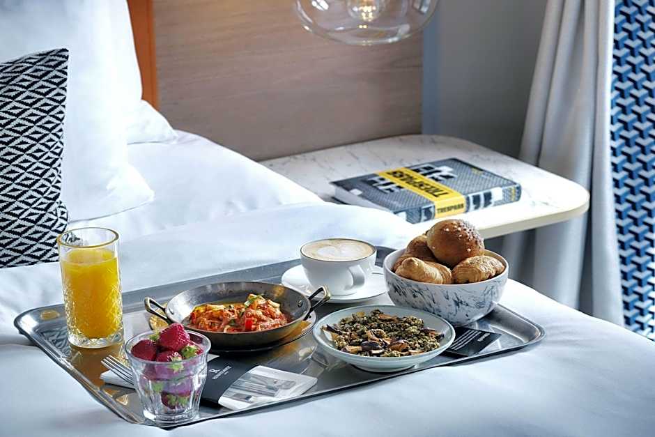 Renaissance by Marriott Paris Vendome Hotel