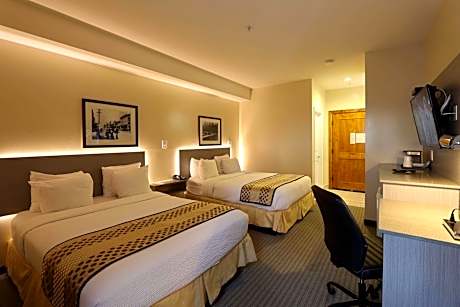 Queen Room with Two Queen Beds - Non-Smoking